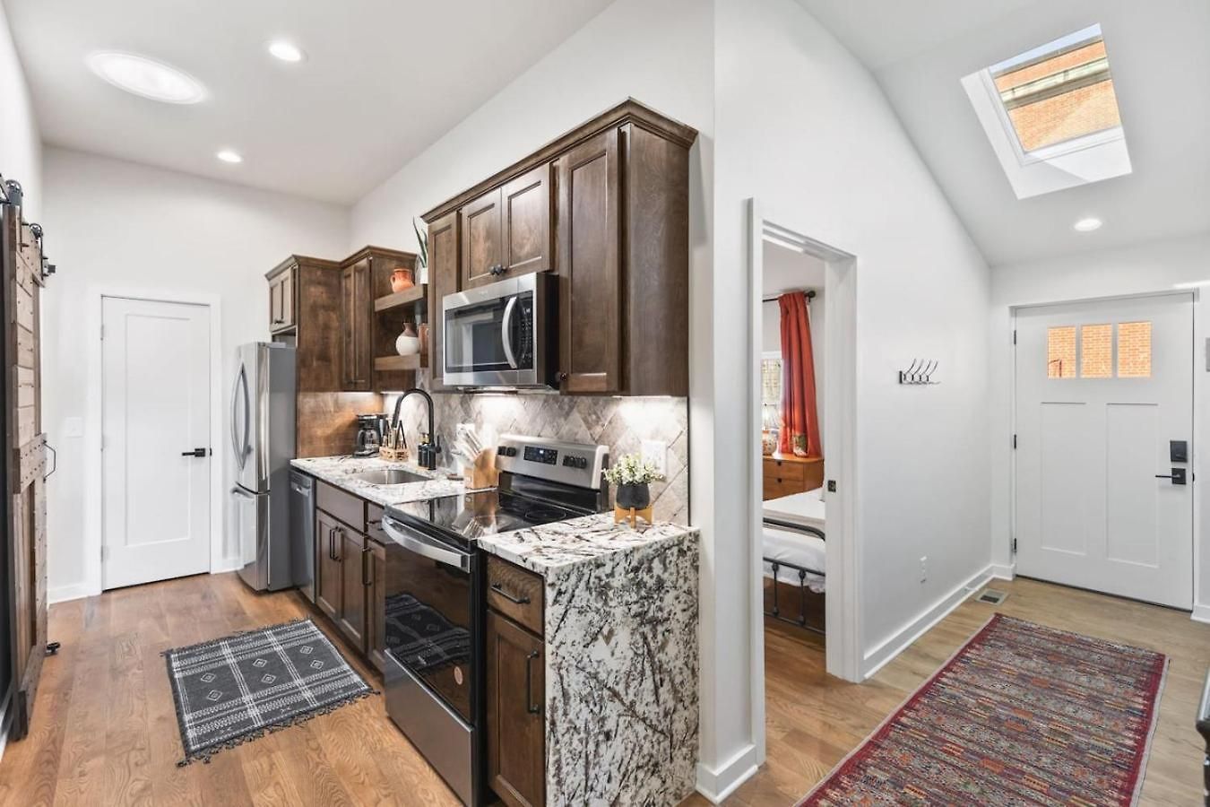 Holiday home Vibrant Multi Building That Sleeps 48 With 7 Units Nashville
