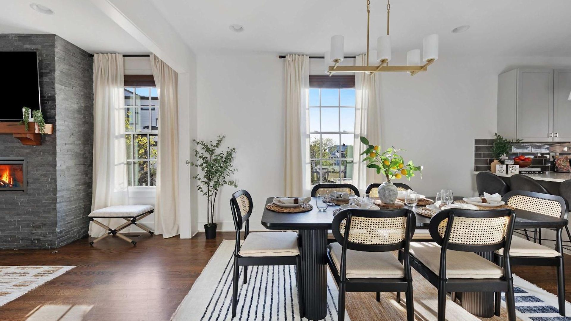 The High Note - Spectacular Rooftop Walk To Gulch Holiday home *