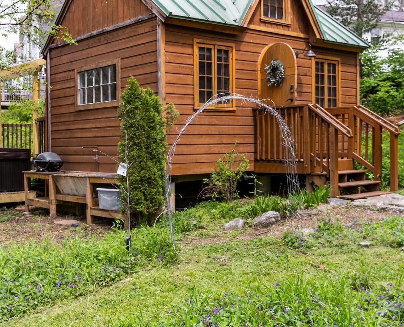 Dreamy Tiny House With Hot Tub And Garden Patio Nashville