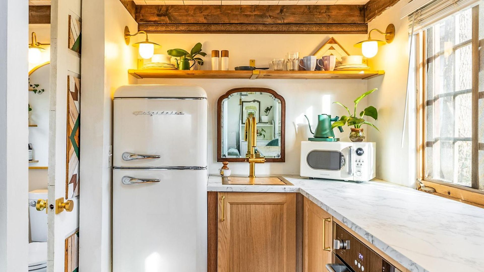 Dreamy Tiny House With Hot Tub And Garden Patio Nashville