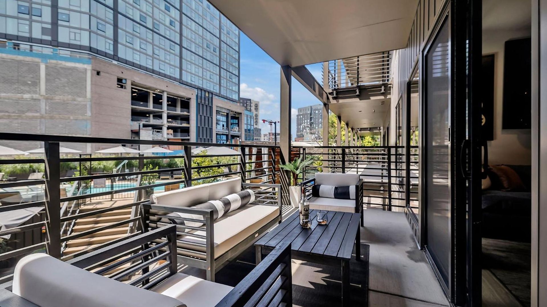 The Gibson- Pool/gym/parking, Walk To Broadway * Nashville