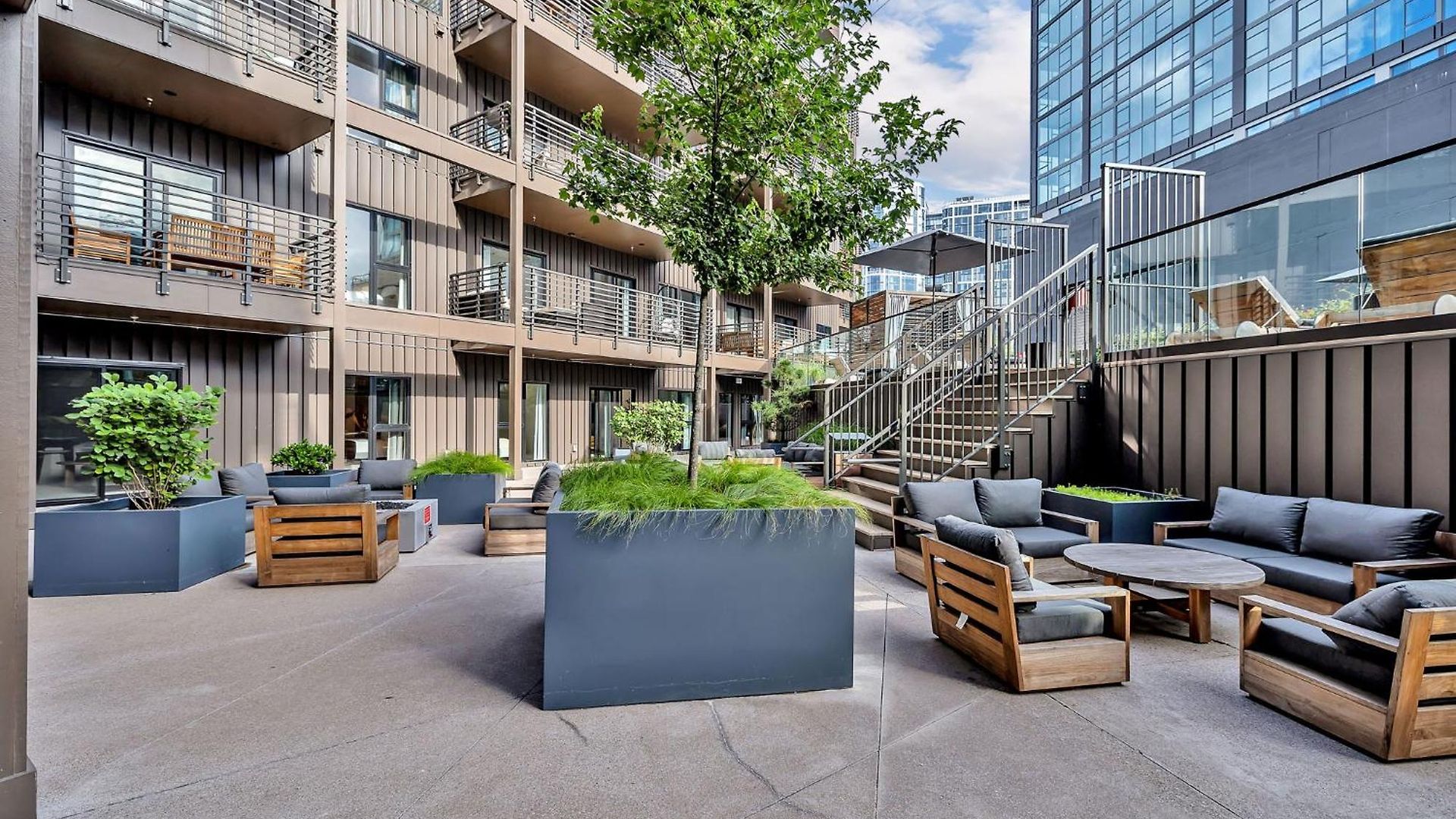 Holiday home Beverly Nash Downtown, Incredible Skyline Views, Walk To Broadway! Nashville