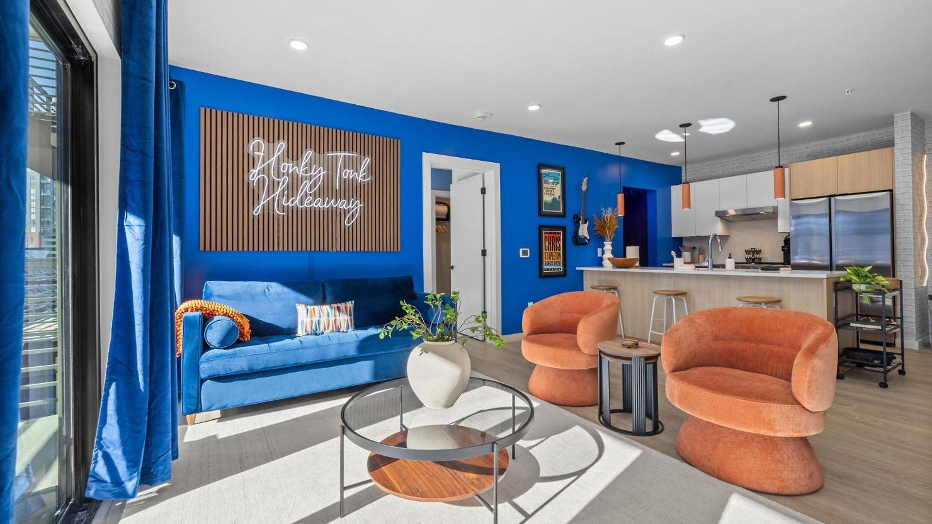Honky Tonk Hideaway Walk To Broadway W Gym, Pool, Parking