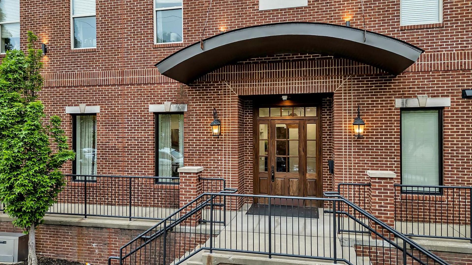 The Barrelhouse Loft In West End Near Vandy And Centennial Holiday home Nashville