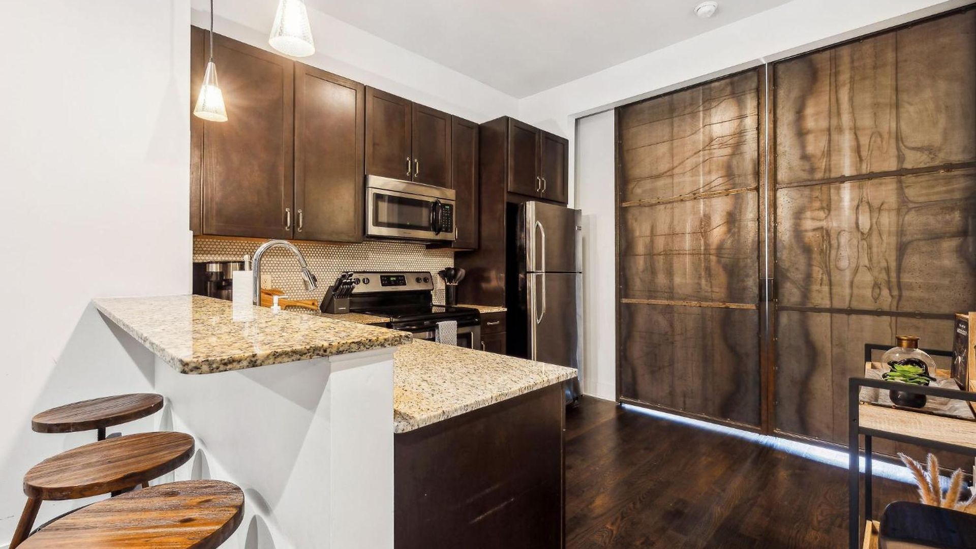Holiday home Legends Loft Modern Near Vandy On West End *