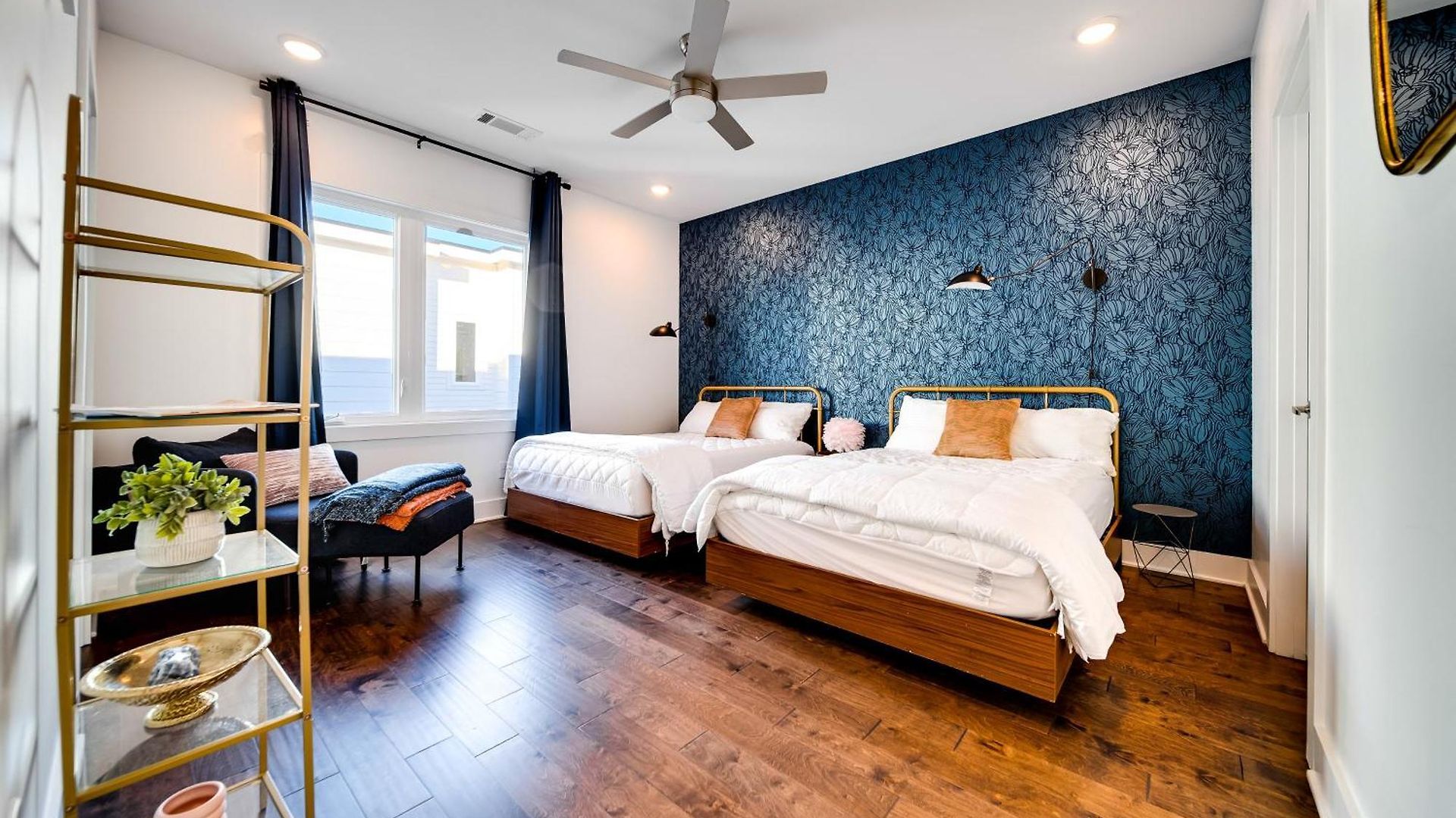 Holiday home 615 Vibe East Getaway 3 Miles To Downtown *