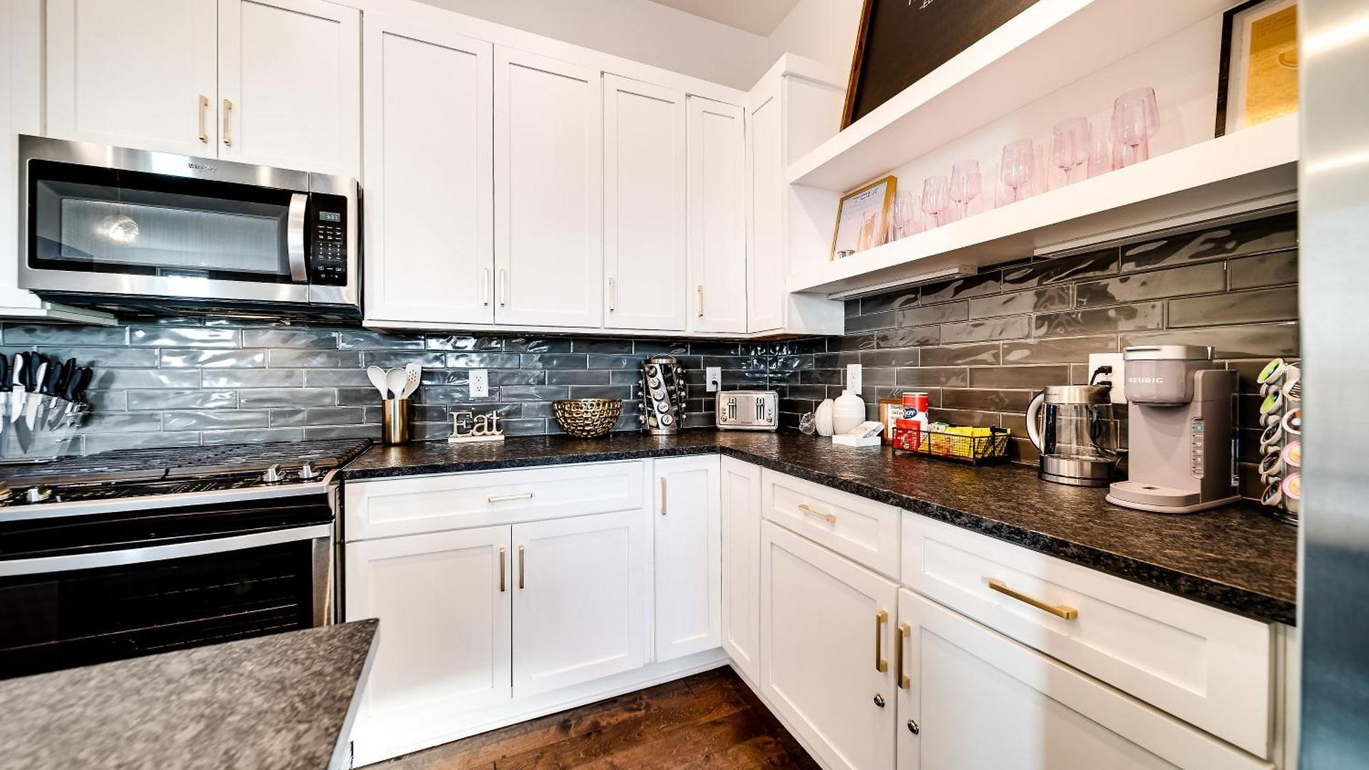 615 Vibe East Getaway 3 Miles To Downtown Holiday home
