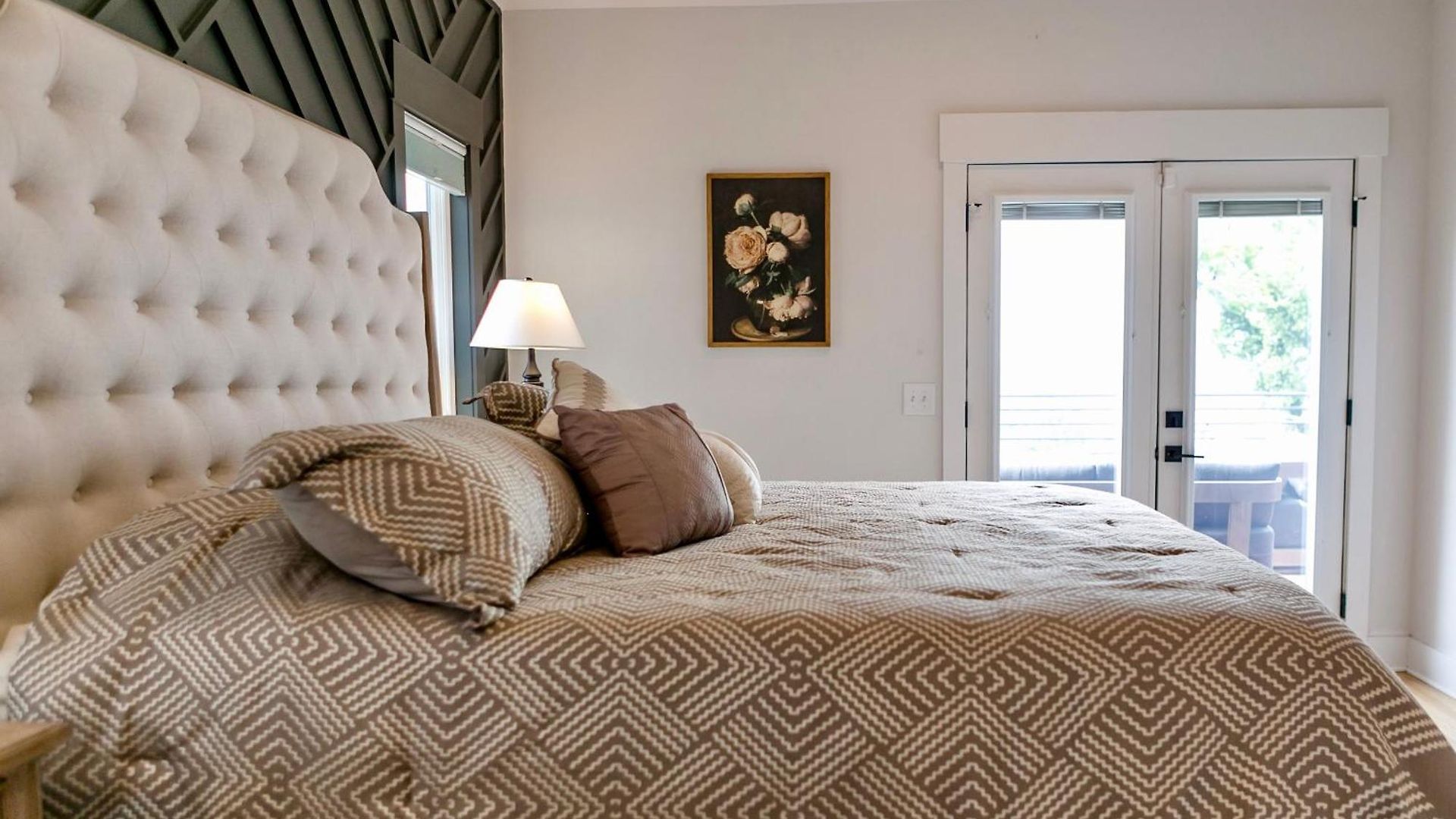 The Urban River - 4br Getaway