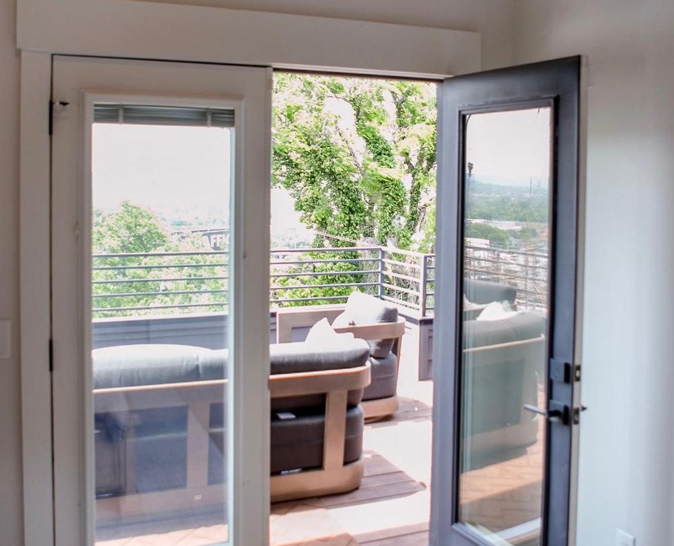 The Urban River - 4br Getaway *