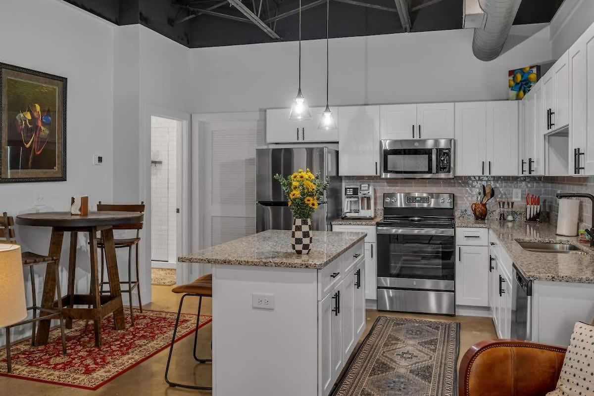 Chic New Near Dt