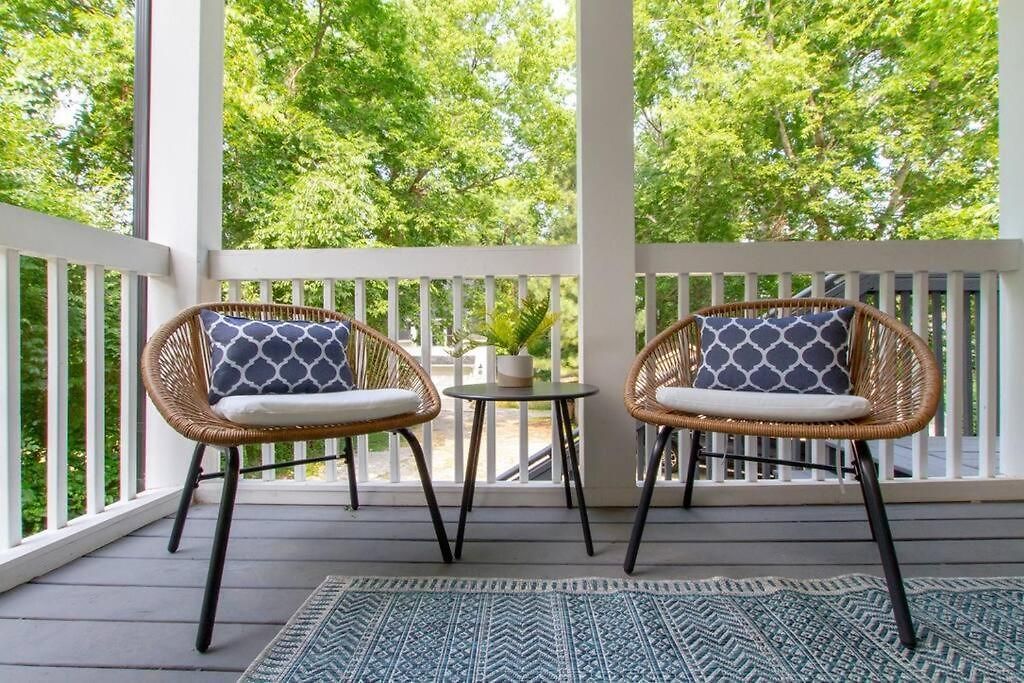 Nashoasis 10 Min To Dt, Gameroom, Huge Yard Nashville