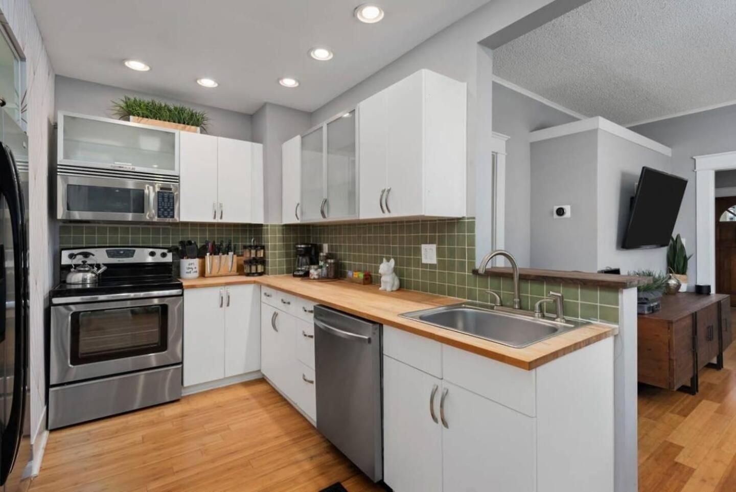 Cozy Cottage W Hot Tub & Fire Pit 17Mi To Dt *