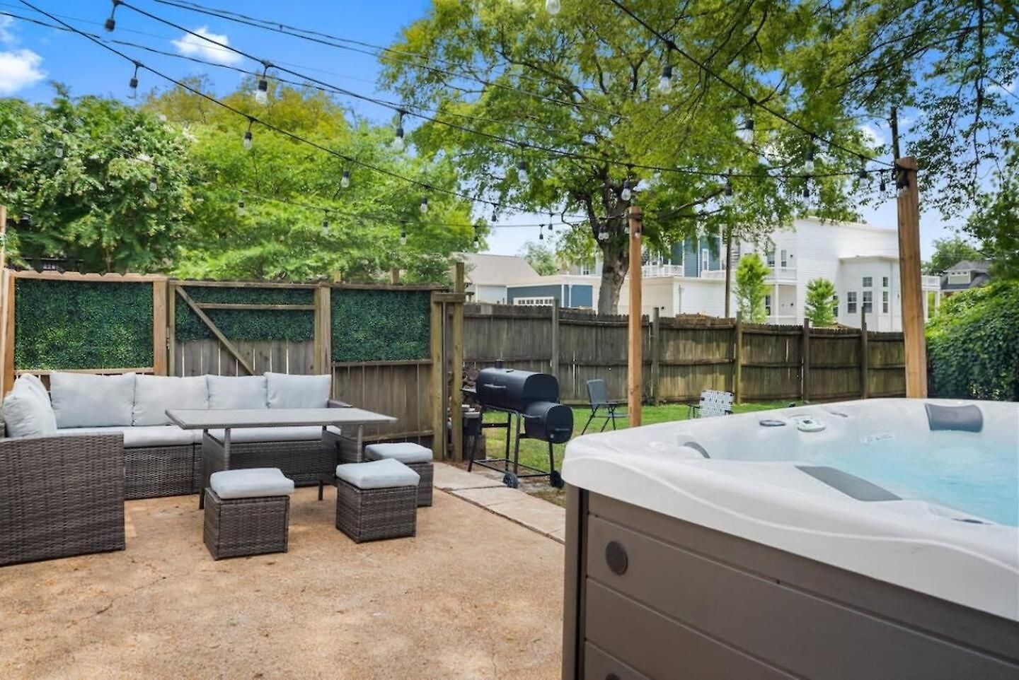 Holiday home Cozy Cottage W Hot Tub & Fire Pit 17Mi To Dt Nashville