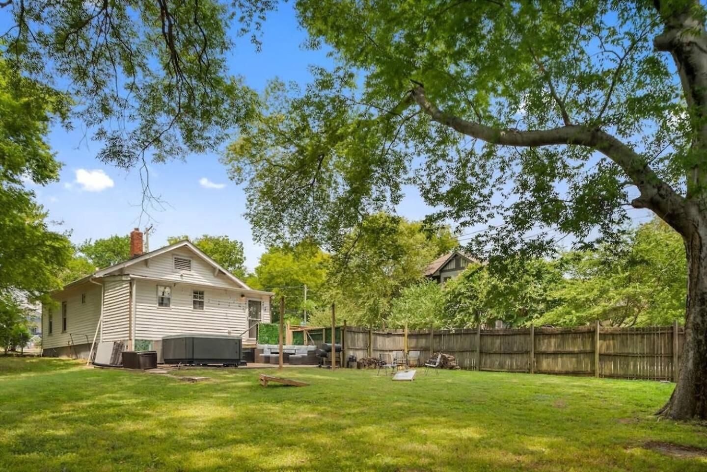 Cozy Cottage W Hot Tub & Fire Pit 17Mi To Dt
