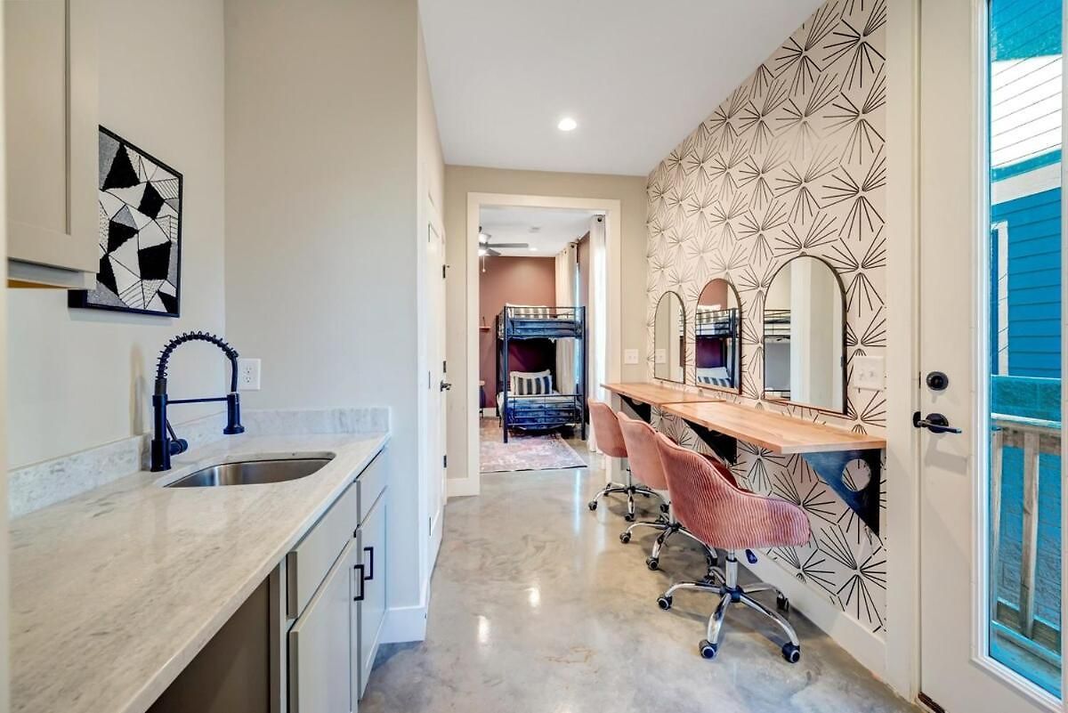 Private Roof Deck - Game - Broadway In 10 *