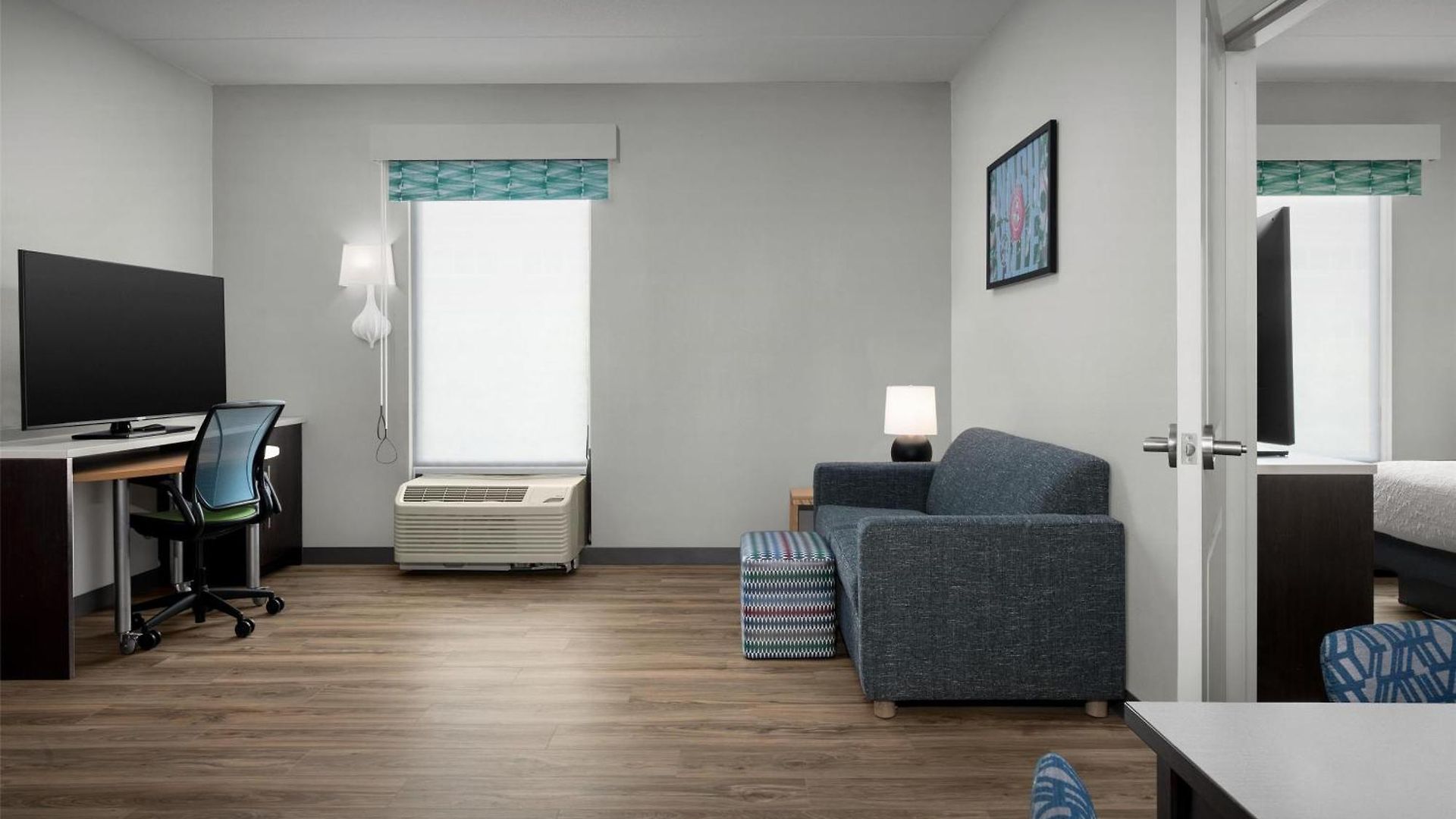 Hotel Home2 Airport 3*