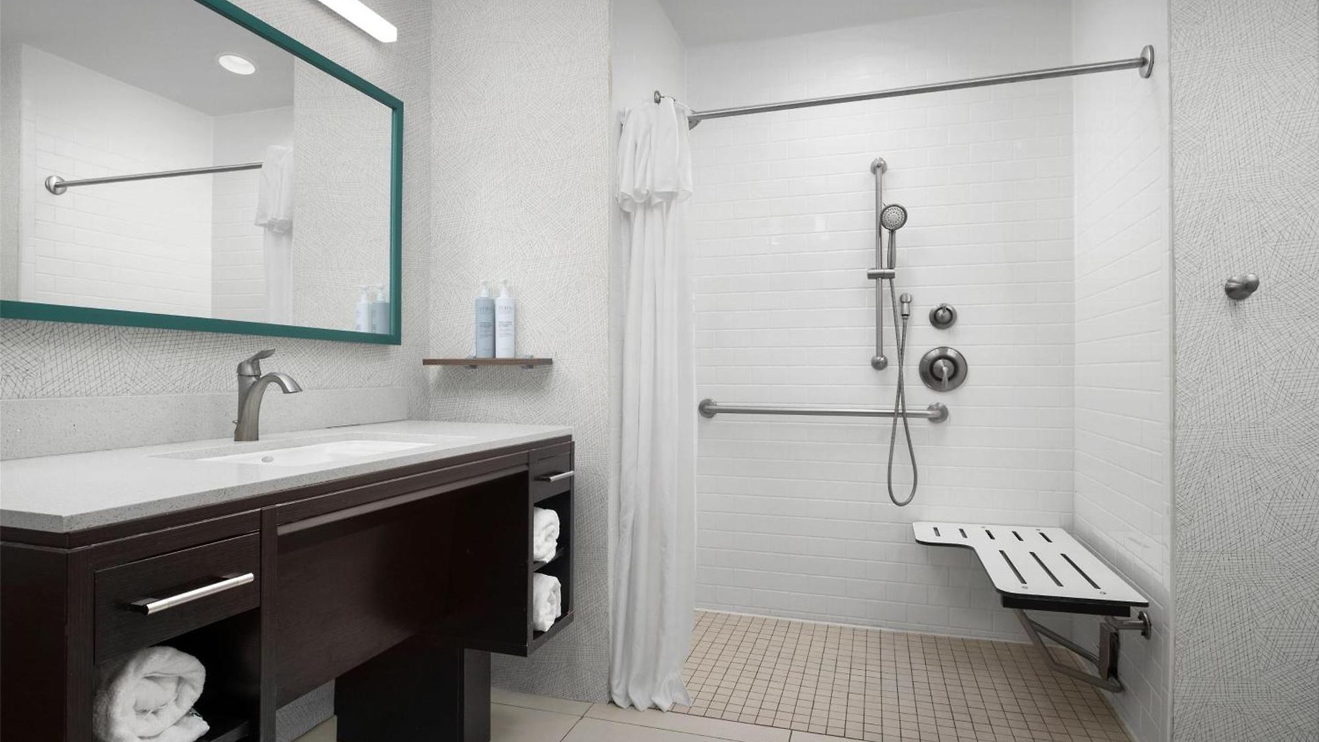 Home2 Airport Hotel Nashville