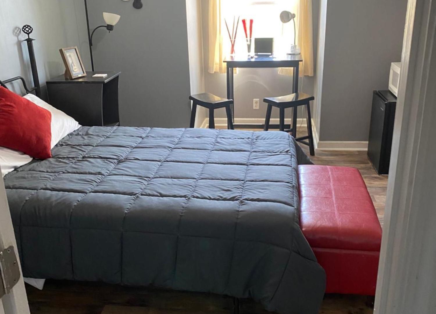 Paulkta Guest house