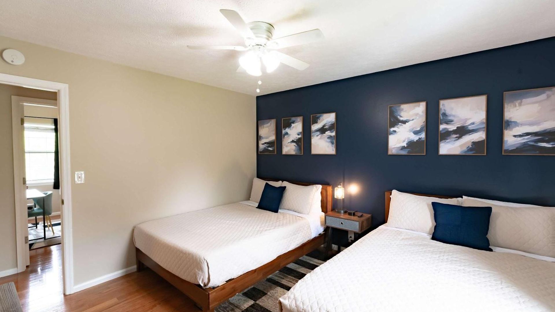 Holiday home East Getaway - Walk To Parks Golf & Music Spots *