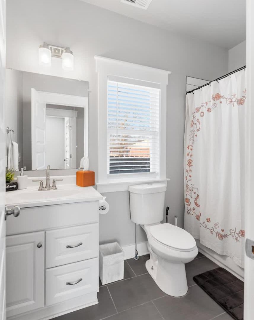 Lucky Bachelor 5 Min To Broadway With Hot Tub * Nashville