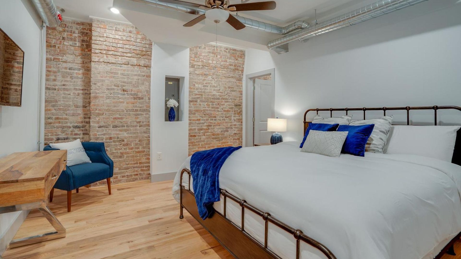 Apartment The Majestic Lofts *