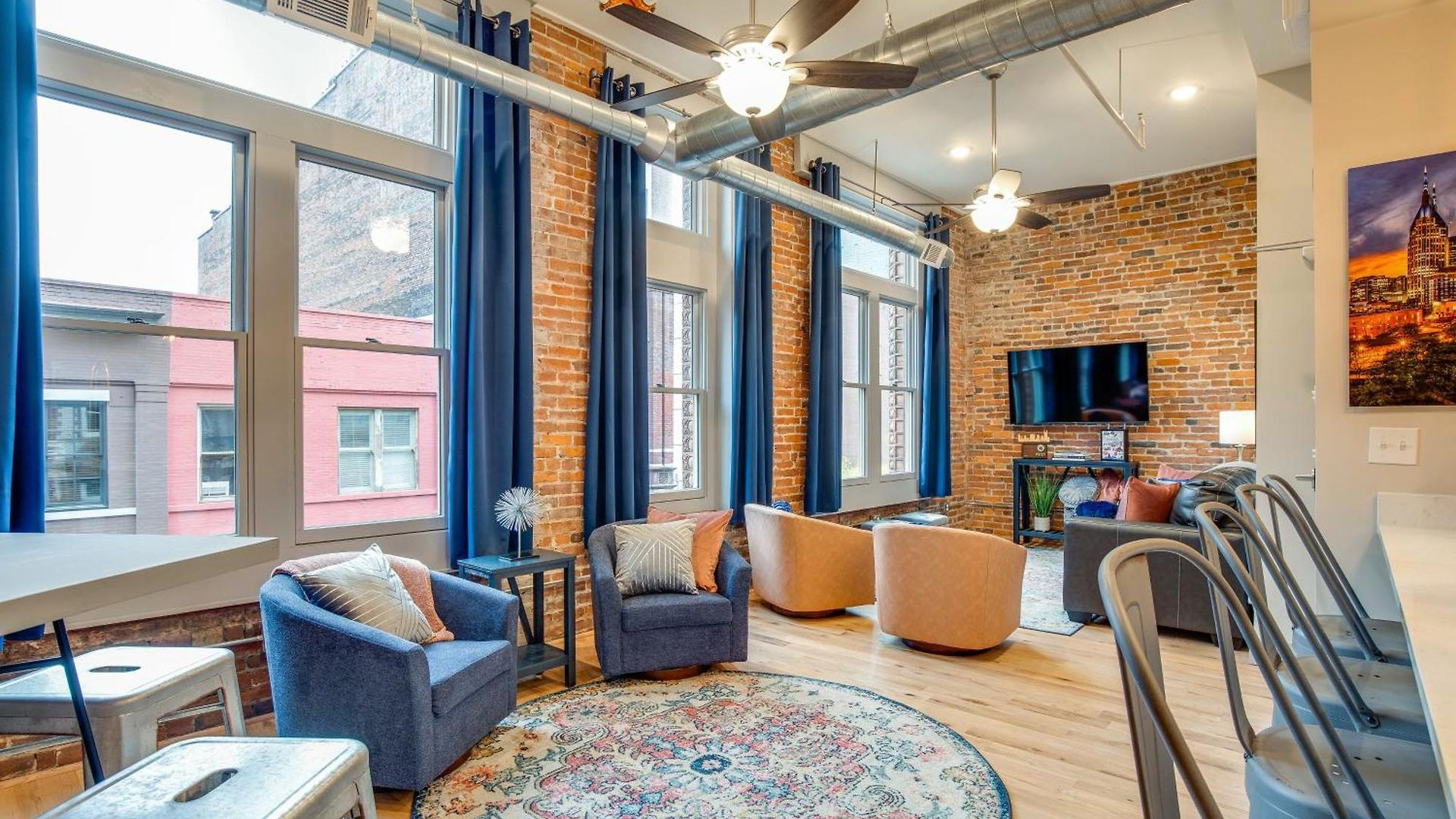 The Majestic Lofts Apartment