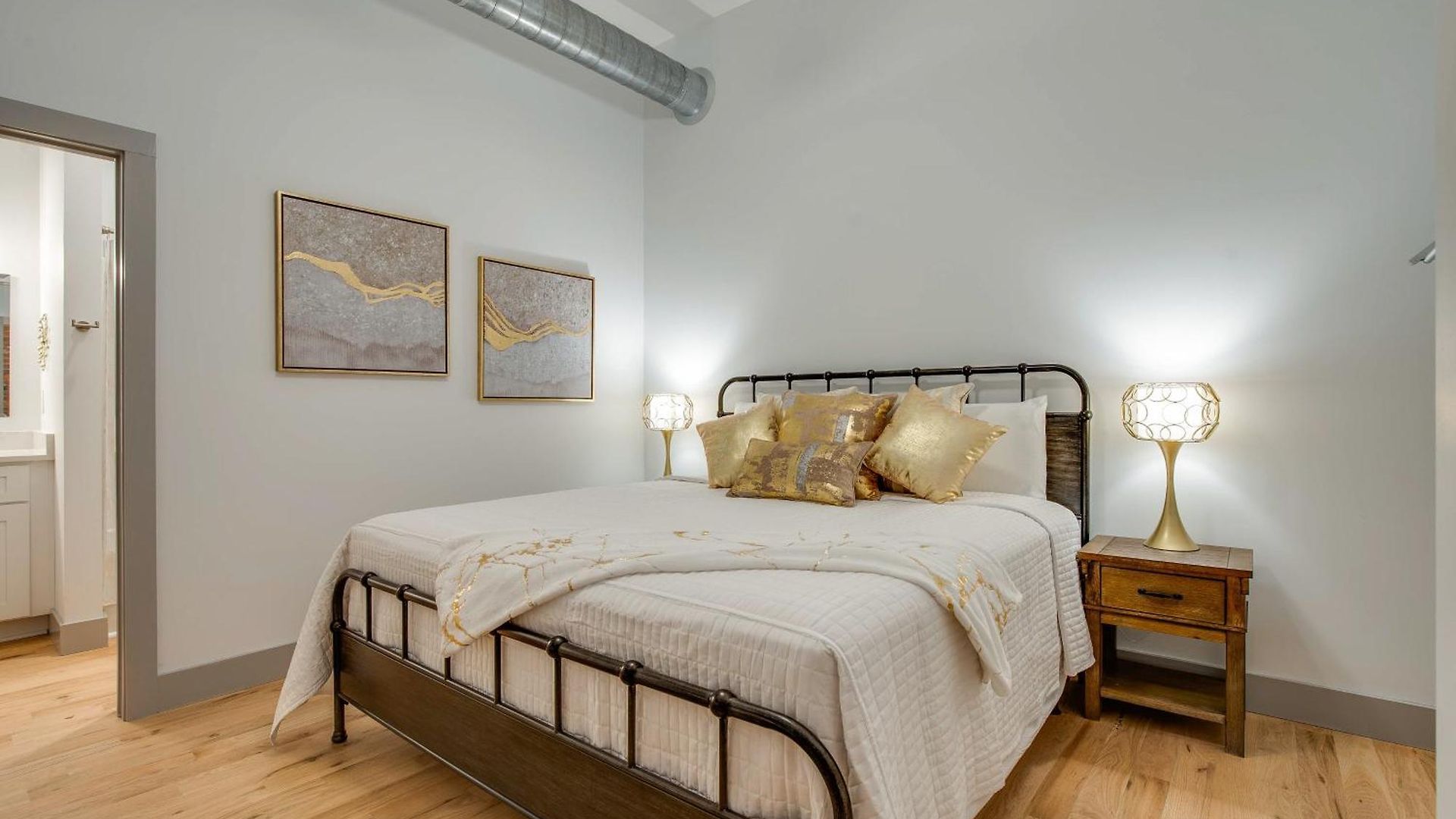 The Majestic Lofts Apartment