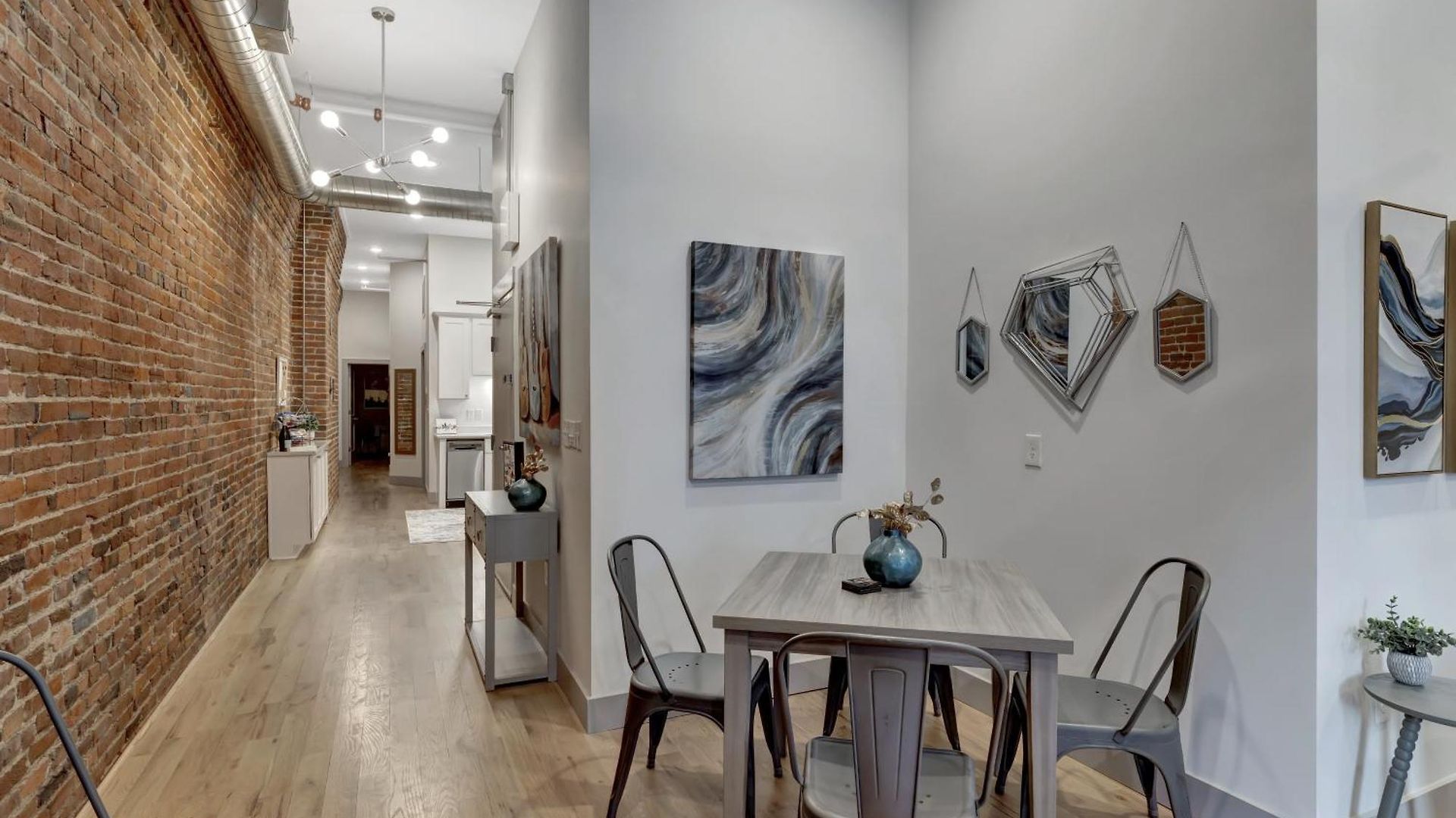 The Majestic Lofts * Nashville
