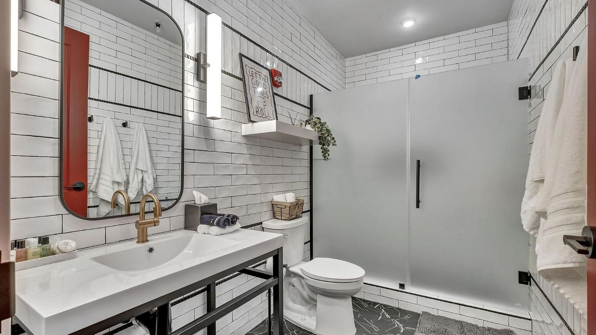 Apartment Elvis 4br By Maddox Nashville