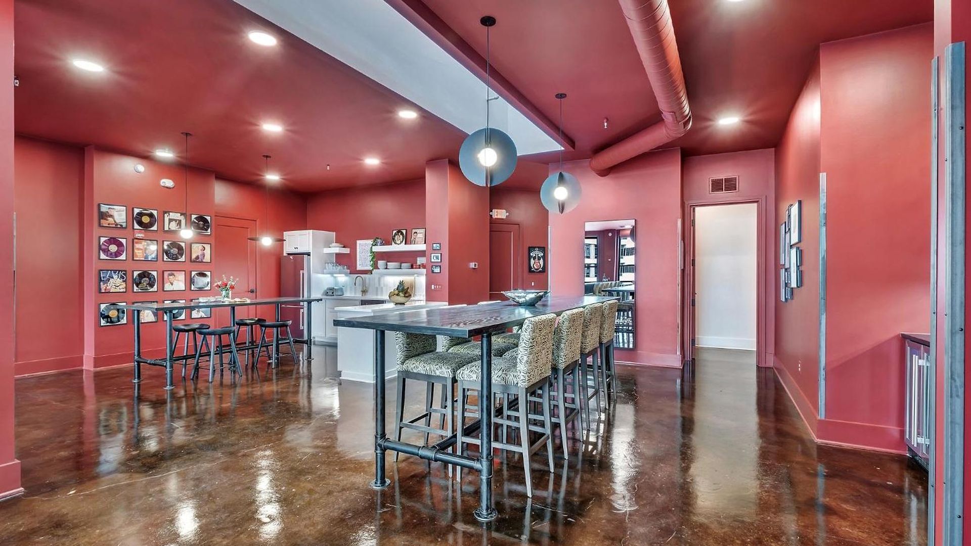 Apartment Elvis 4br By Maddox