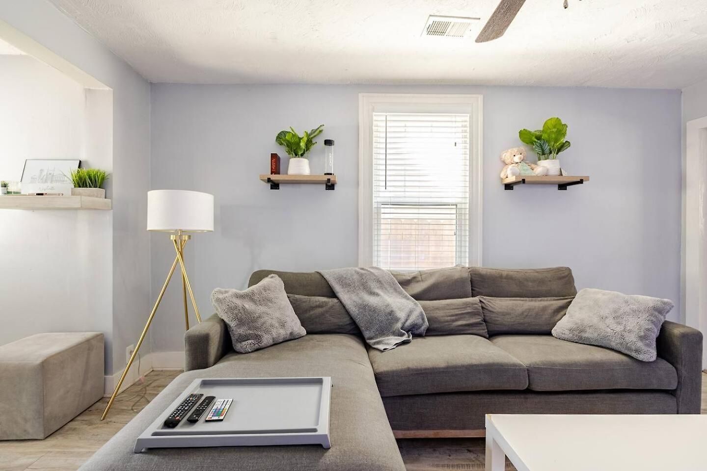 The Little Blue Haus - Two Miles To Broadway Holiday home