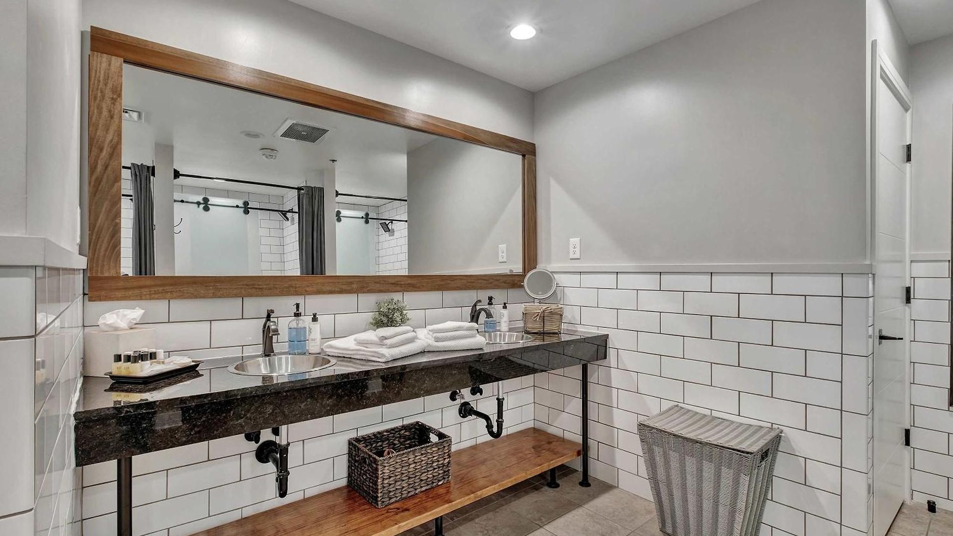 Apartment Rustic 6br By Maddox *