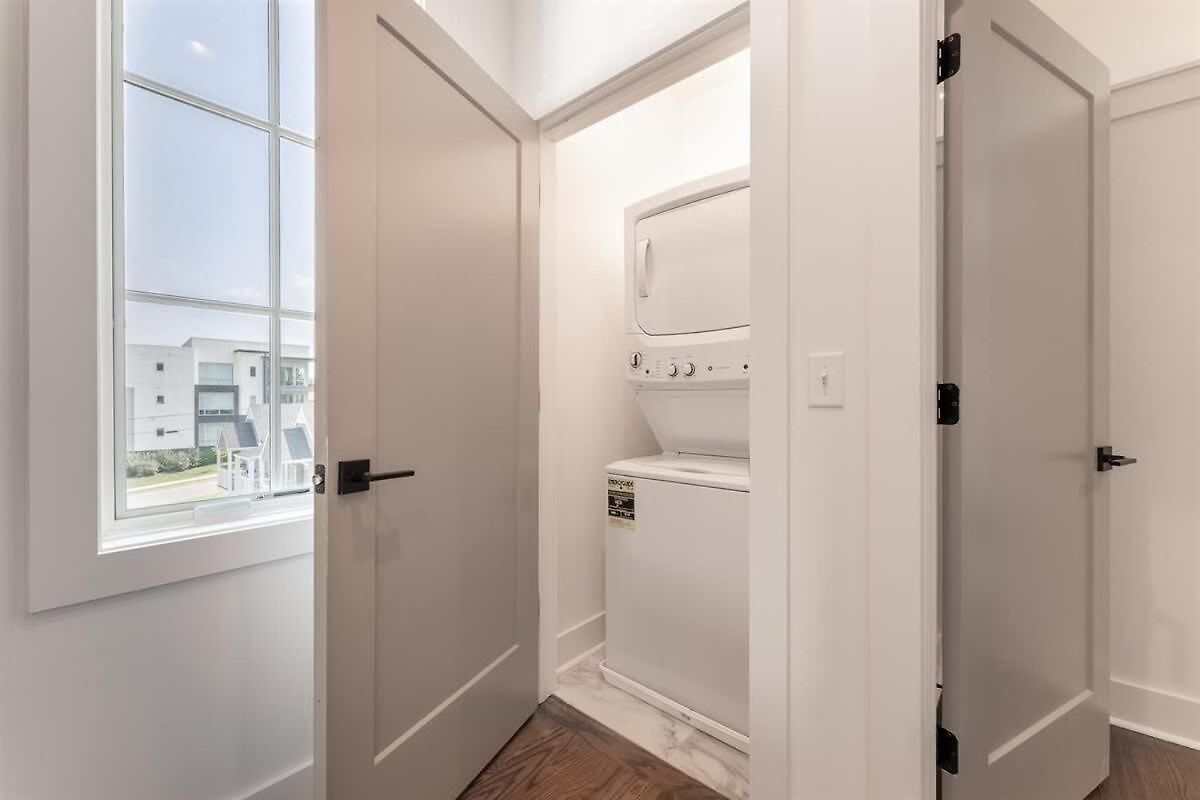 Two Side By Side Homes - Min To Vandy 3min To Bars * Nashville