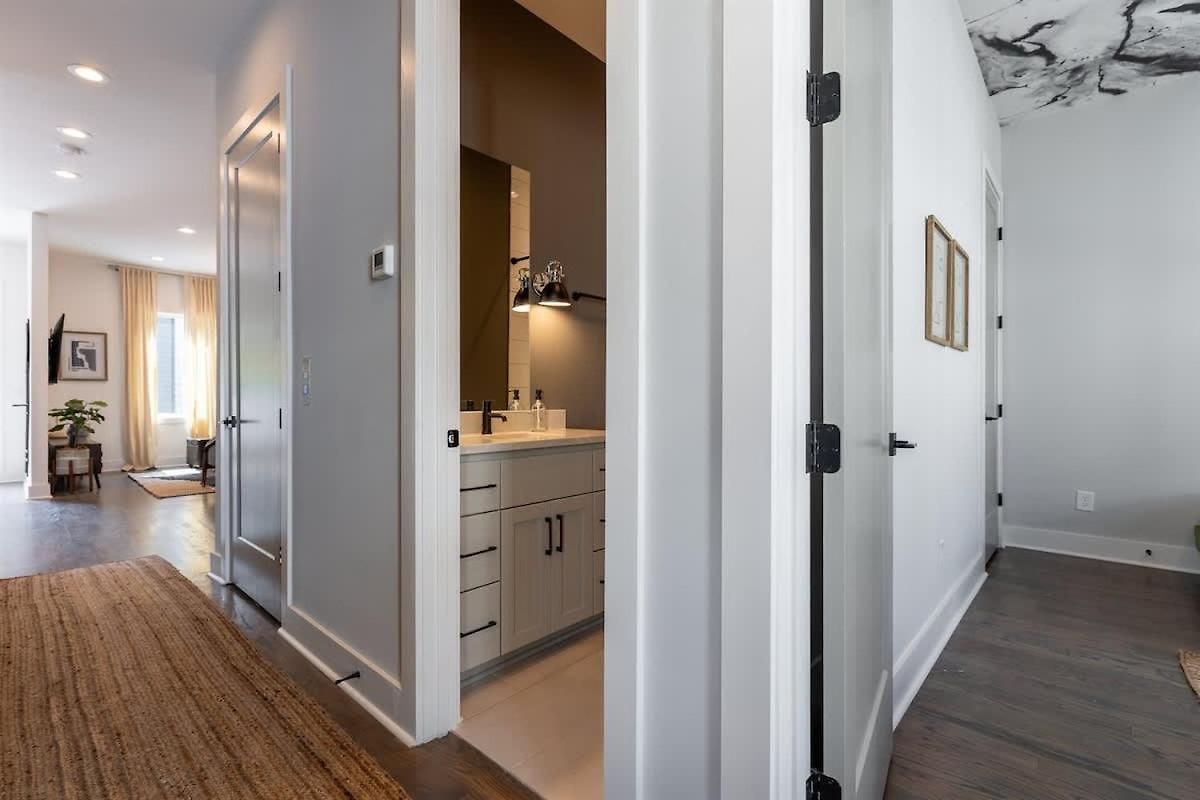 Two Side By Side Homes - Min To Vandy 3min To Bars Holiday home *