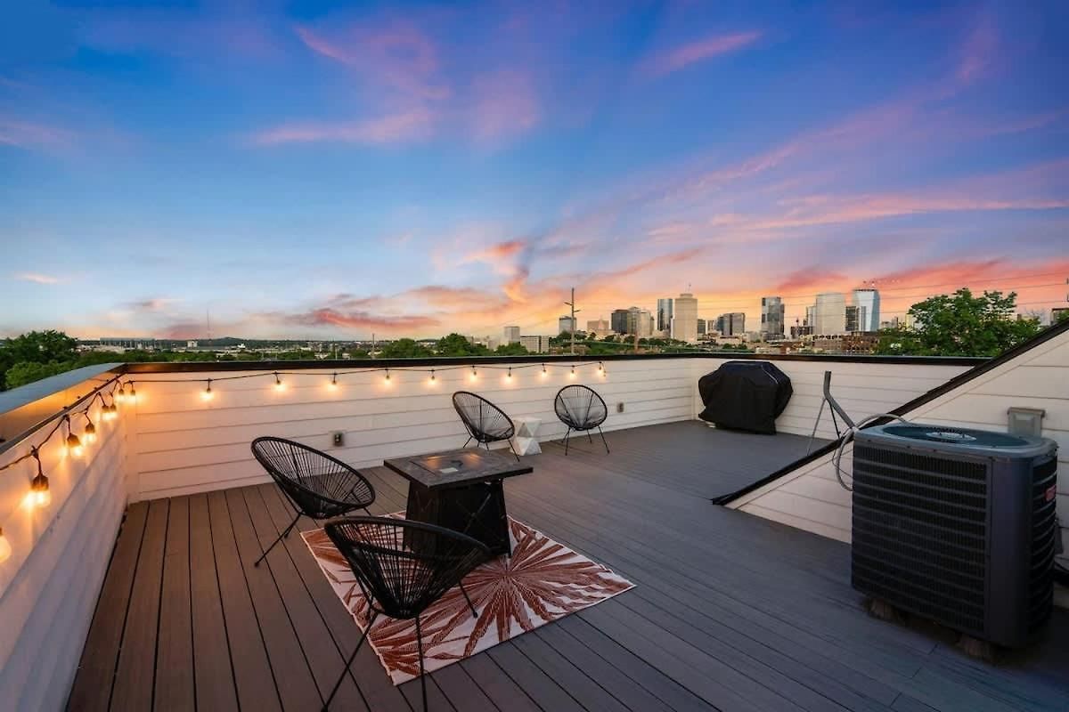 Charming Gulch Retreat - Skyline Perfection *