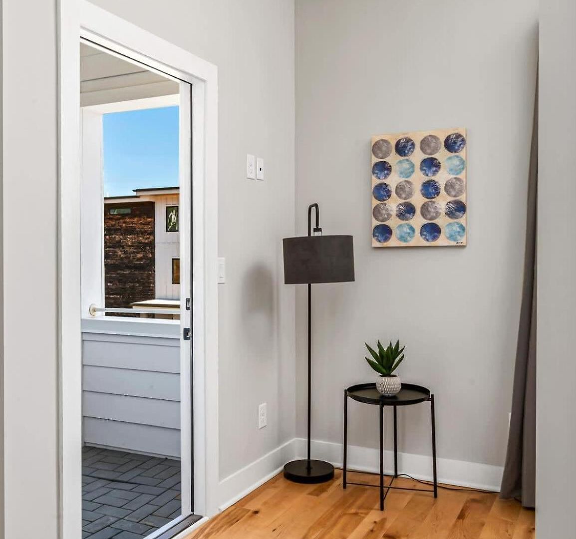 Side-by-side Homes With Hot Tubs - Sleeps Over 20 Guests Nashville