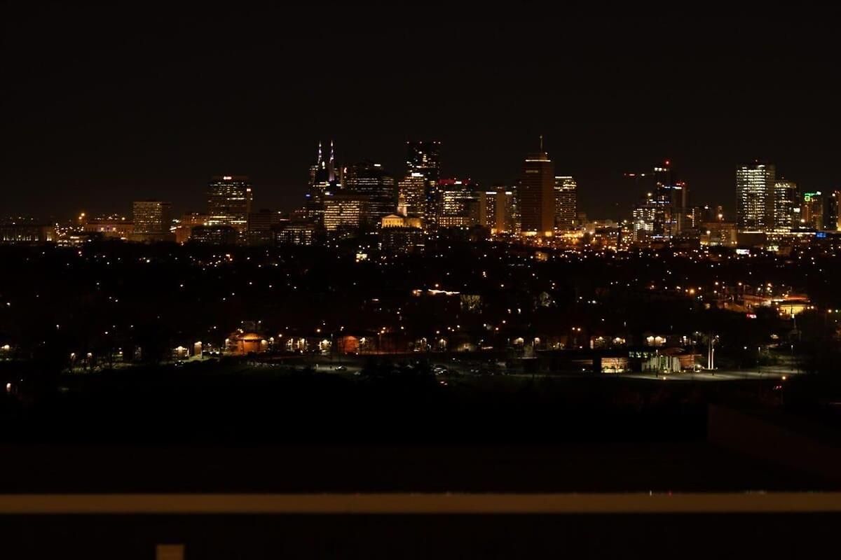 Side By Side Nash Homes - Relaxing Rooftop Patios Nashville
