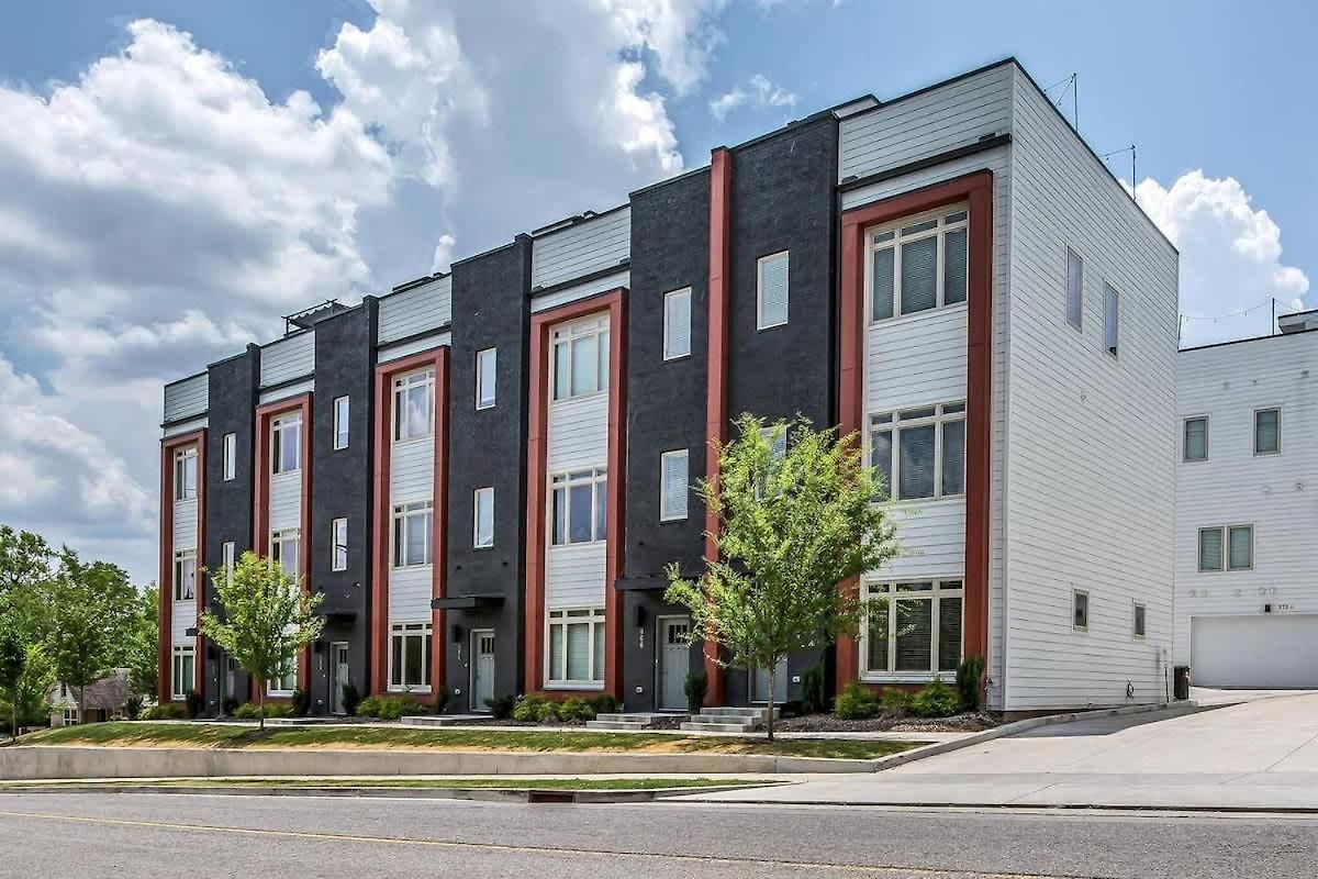 Spacious House With Serene Skyline Views * Nashville