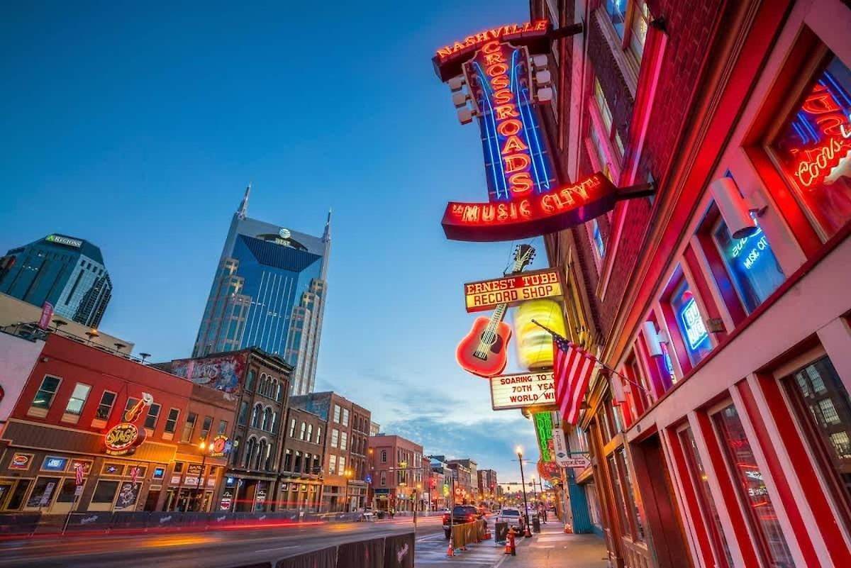 Cozy House - Great Rooftop - Walks To Bars * Nashville