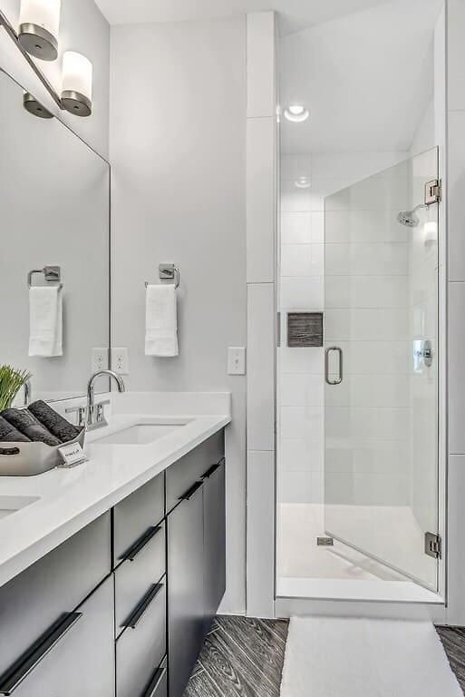 Cowgirl's Hideaway-rooftop Patio- 2 Mi To Broadway Holiday home *