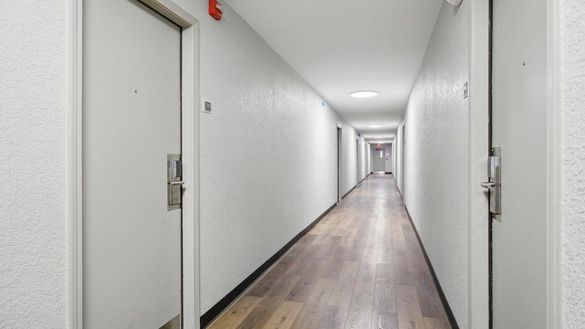 Hotel Homestay Suites 2*