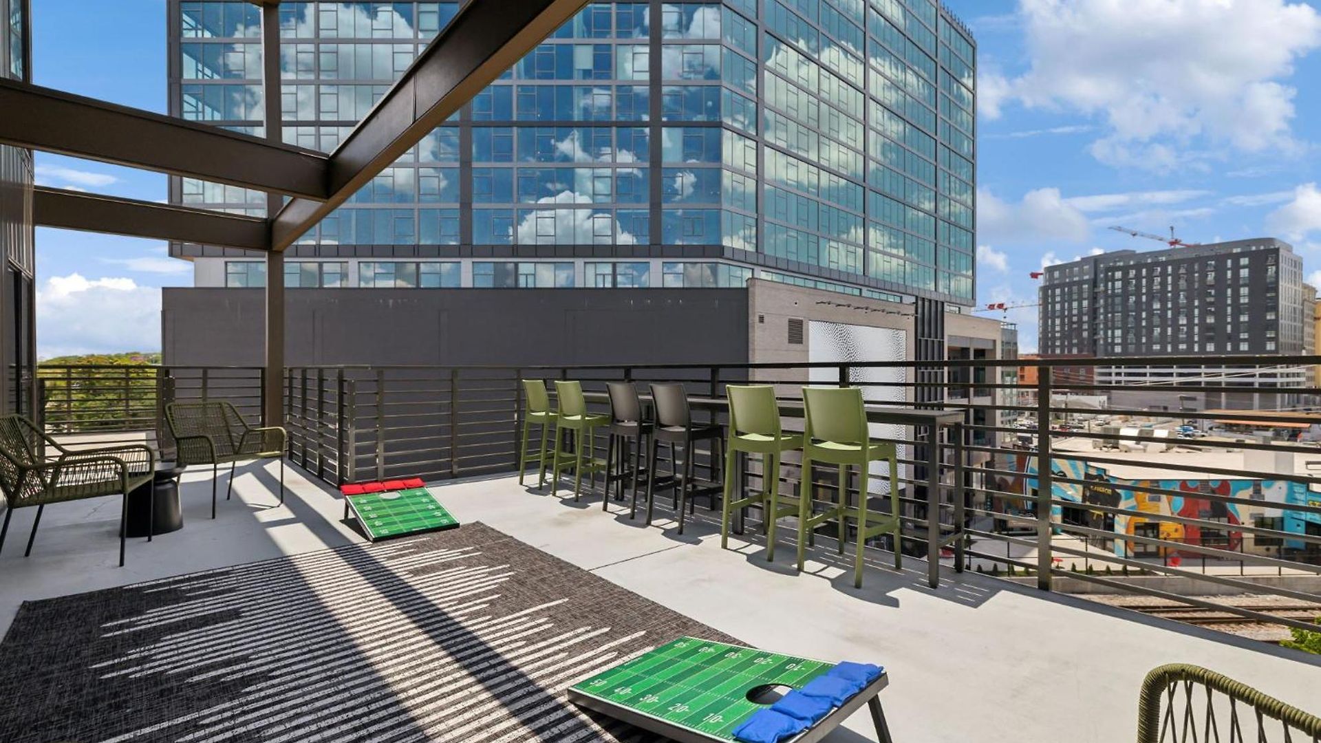 Walk To Broadway! The Man Cave/cowboys & Playboys With Pool & Gym * Nashville