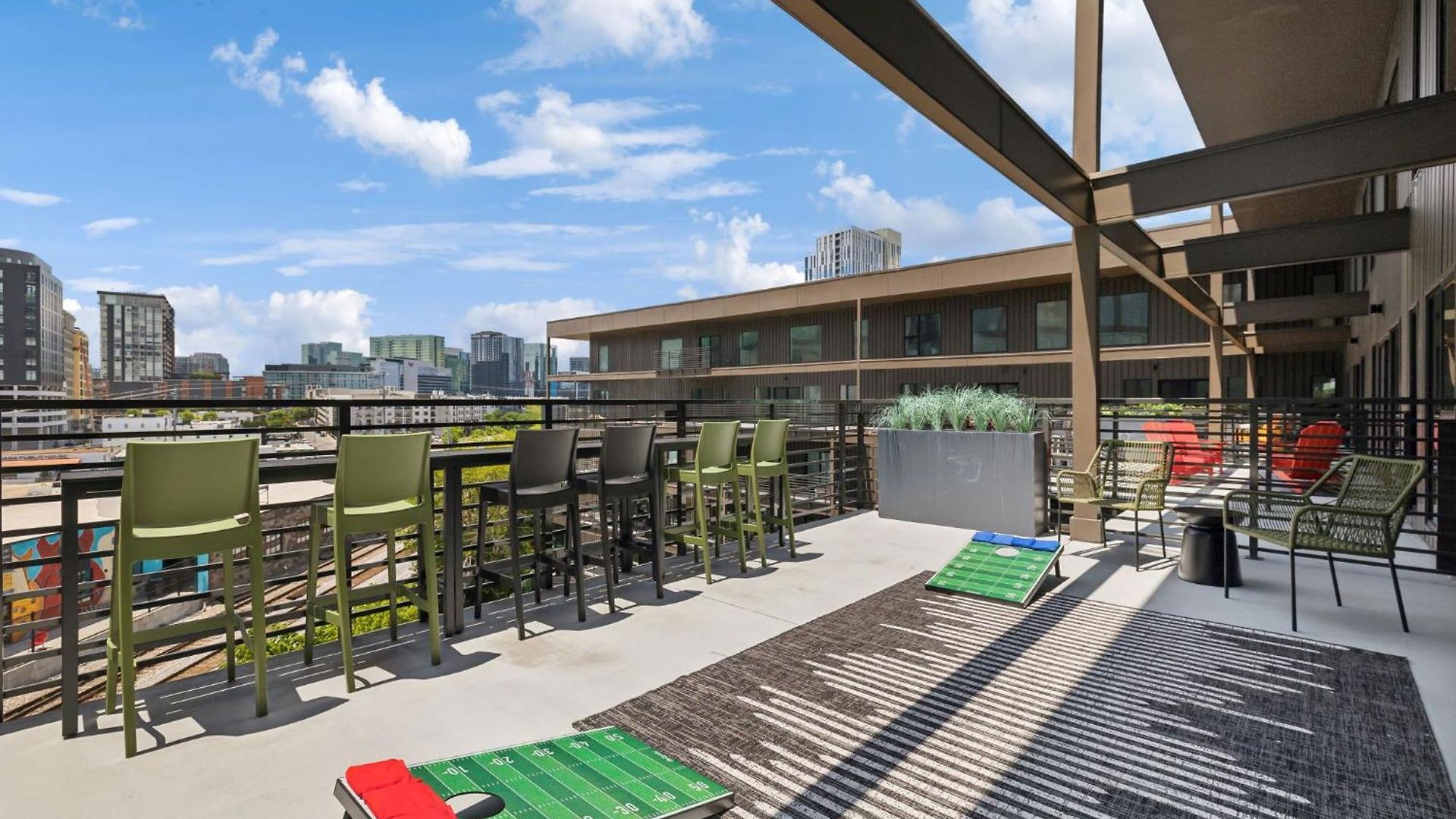 Walk To Broadway! The Man Cave/cowboys & Playboys With Pool & Gym * Nashville