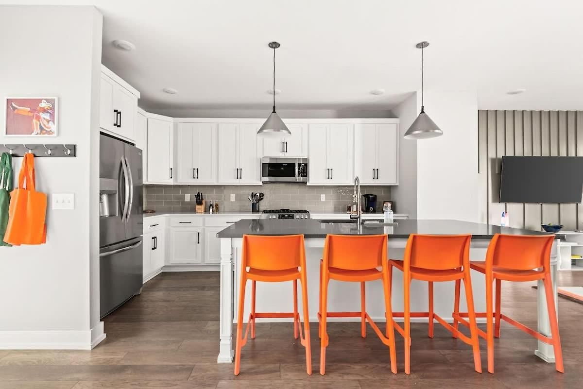 Large Marvel Themed 14ppl Spacious Townhome Holiday home Nashville