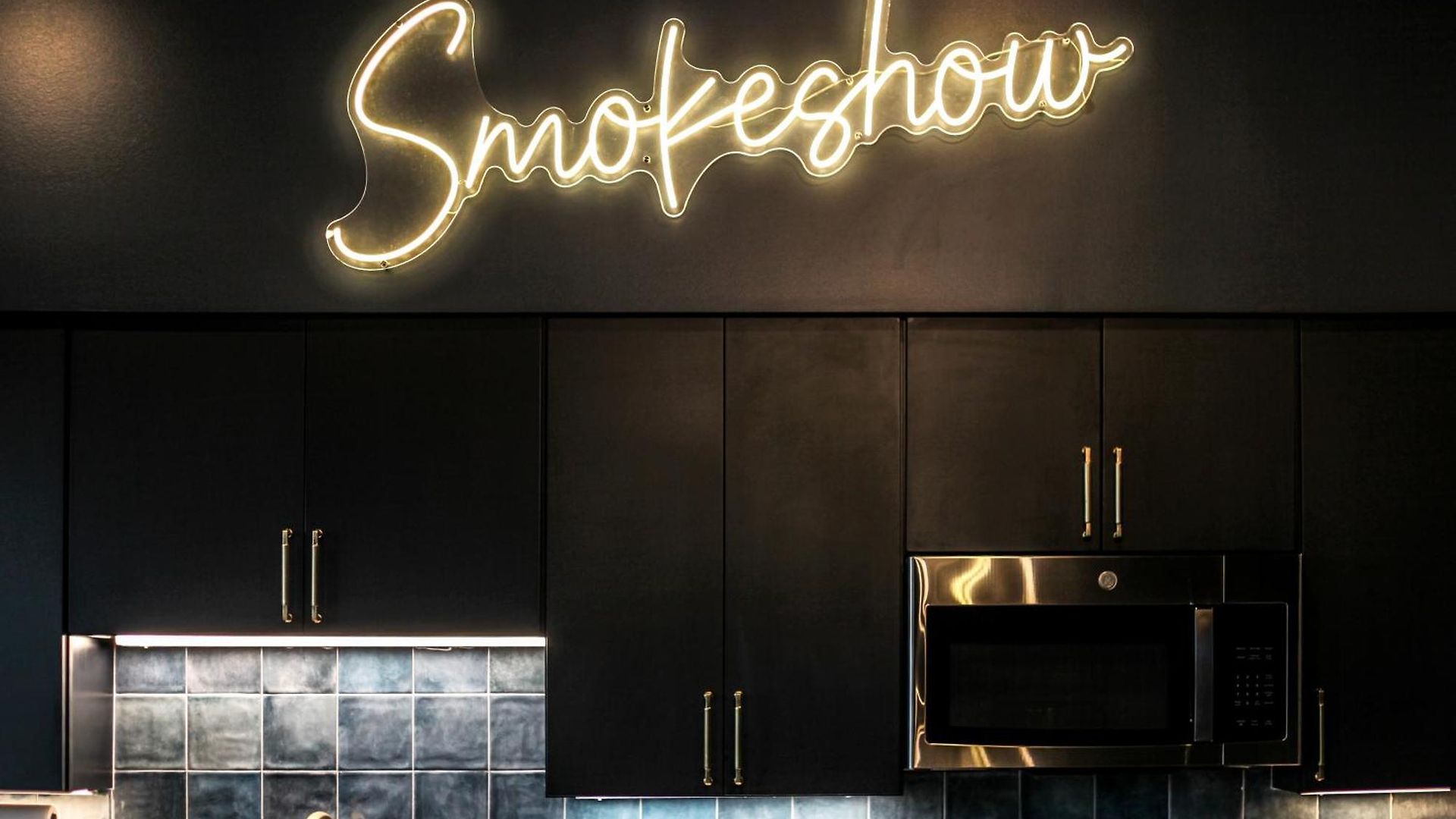 The Smokeshow On Music Row Near Broadway In Downtown Nashville- Pool, Gym, Patio Holiday home Nashville