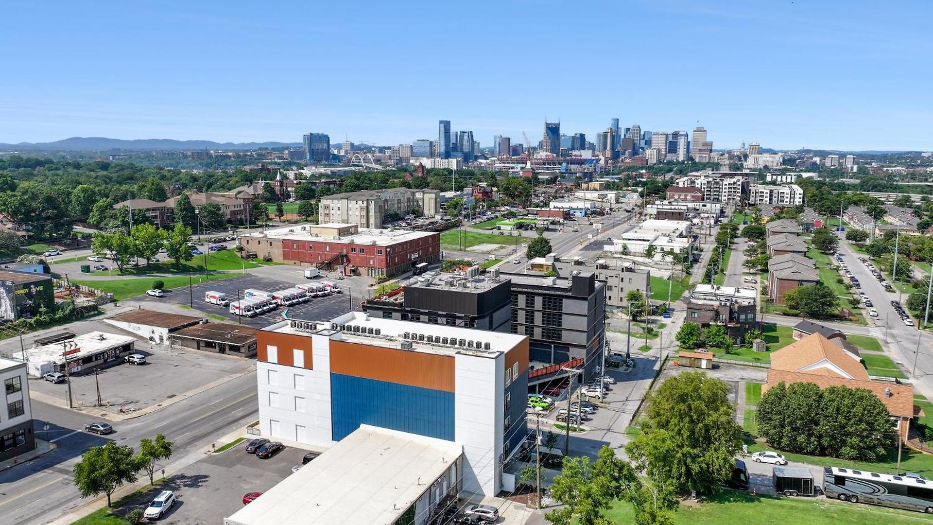 Apartment Rhinestone Cowboy 5 Min To Downtown