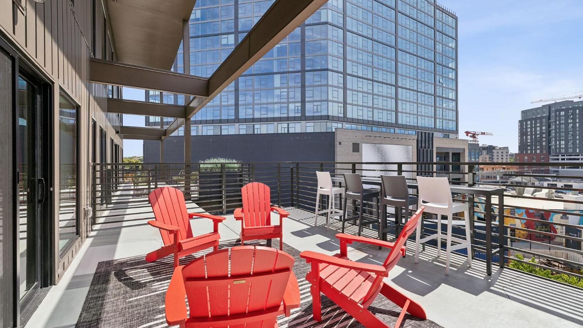 Broadway Girls In Downtown Nash, Great For Groups, Walk To Broadway *