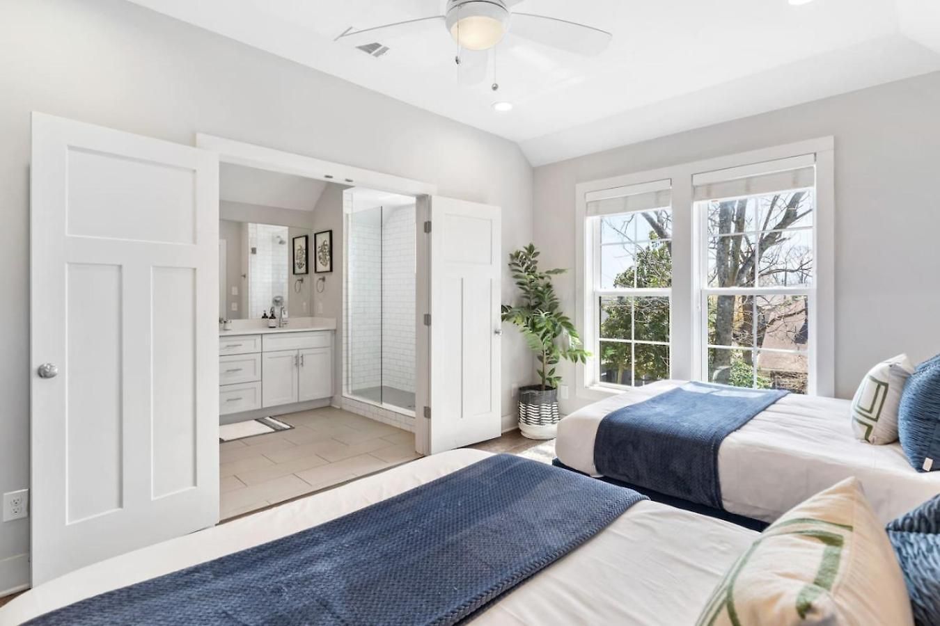 Modern Bliss With Garage By 12 South Restaurants And 2 Miles Broadway
