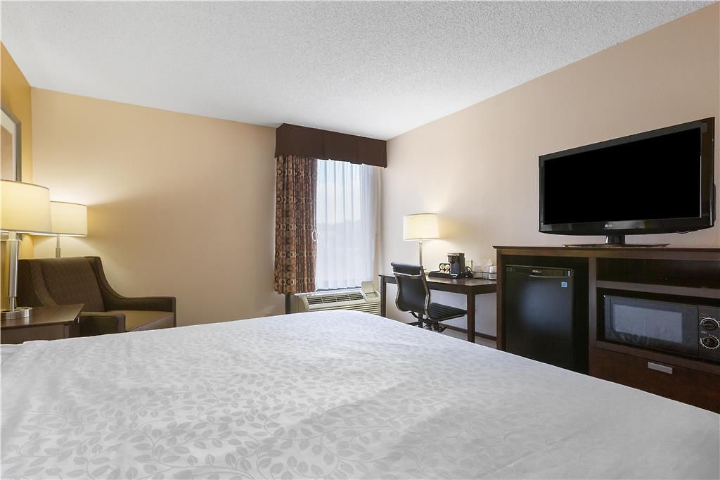 Western Belle Meade & Hotel