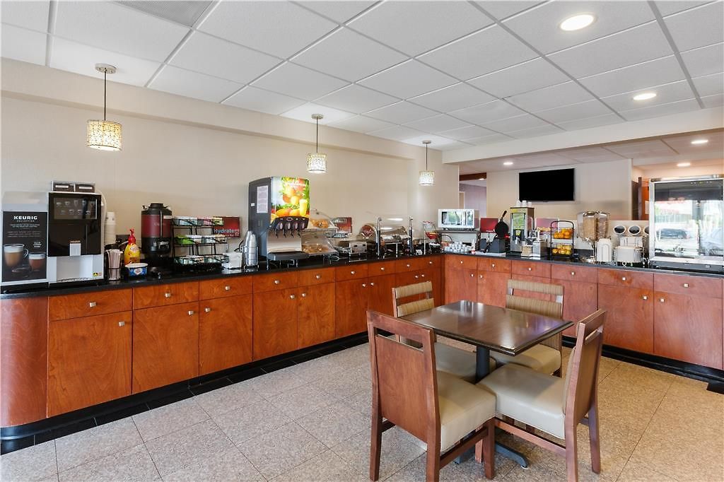 Western Belle Meade & Hotel 2*
